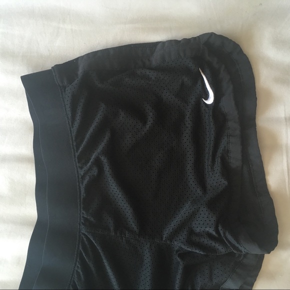 Nike athletic shorts - Picture 2 of 4